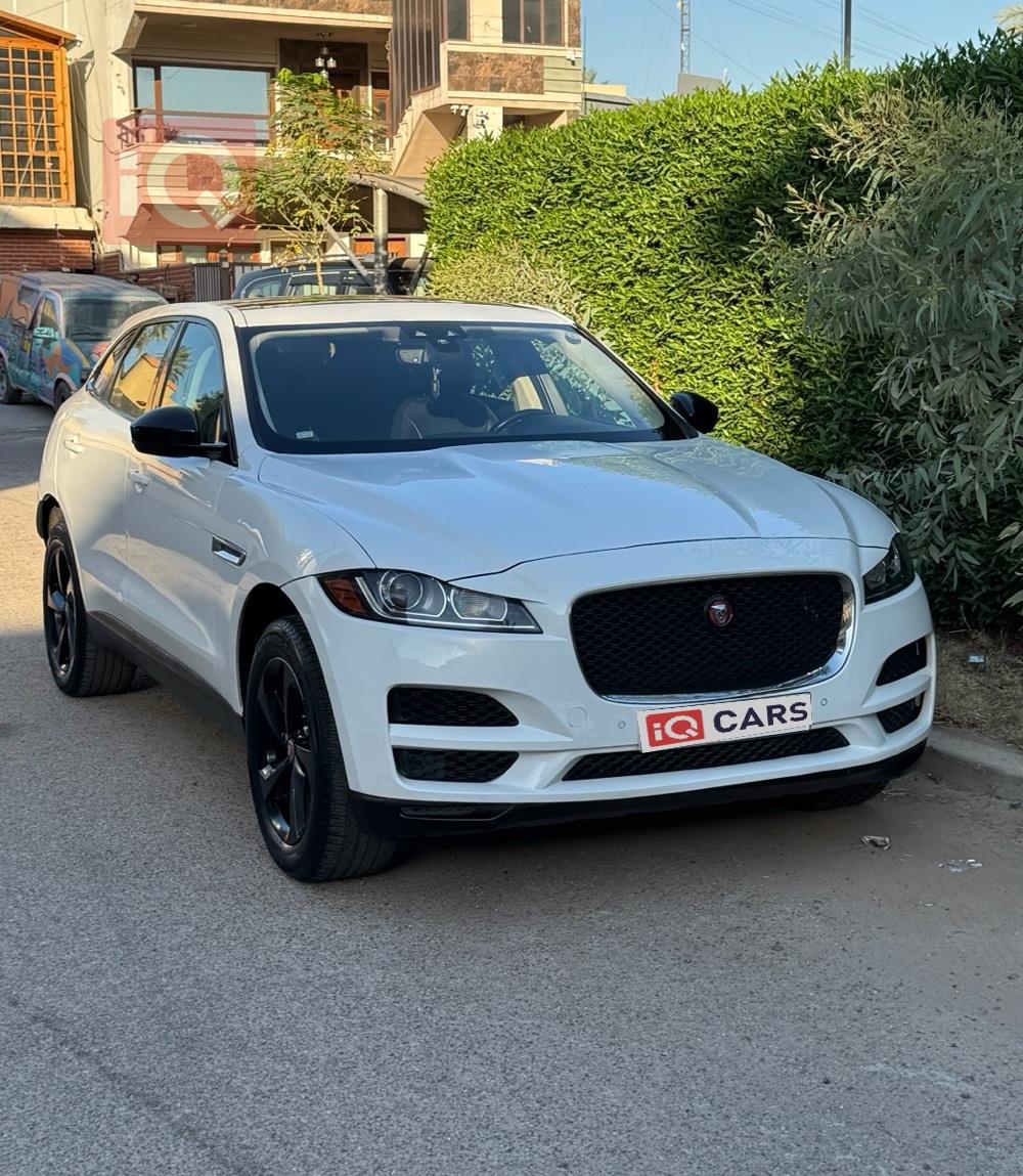 جاكوار إف-بيس